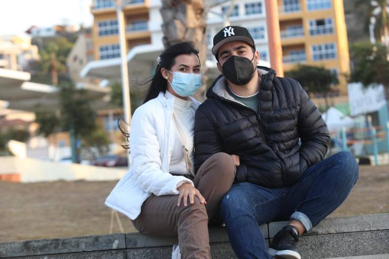 Mazatlecos y visitantes gozan del primer desfile de Carnaval 2022