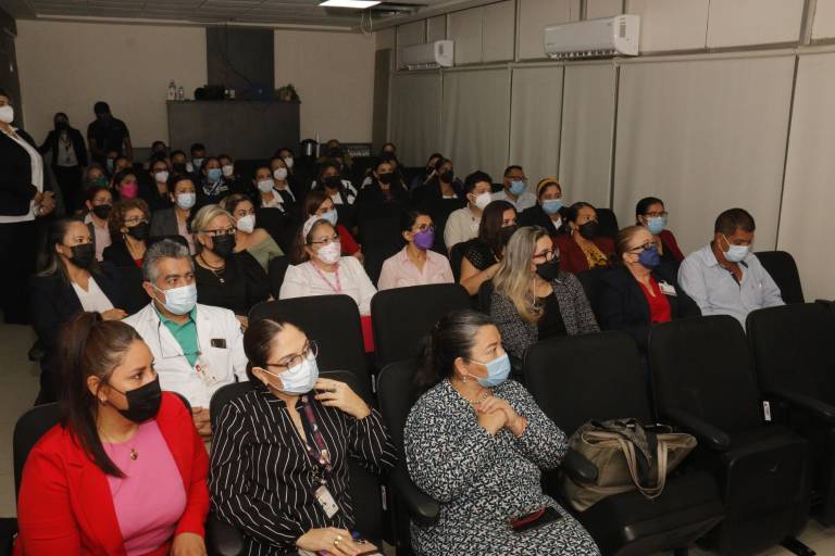 Verónica de León comparte sus conocimientos en el HGC