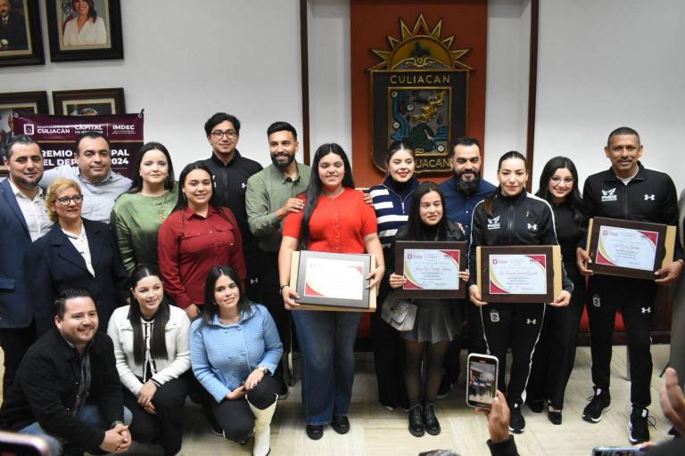Reconocen a deportistas y entrenadores de Culiacán con el Premio Municipal del Deporte 2024