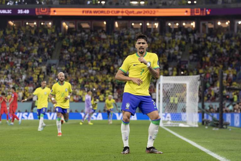 Brasil arrolla a Corea del Sur en el primer tiempo para avanzar a cuartos de final