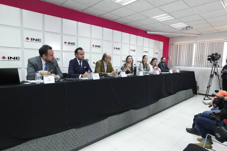 INE investiga responsabilidades administrativas por fallas en el debate, niega que se haya cambiado el formato