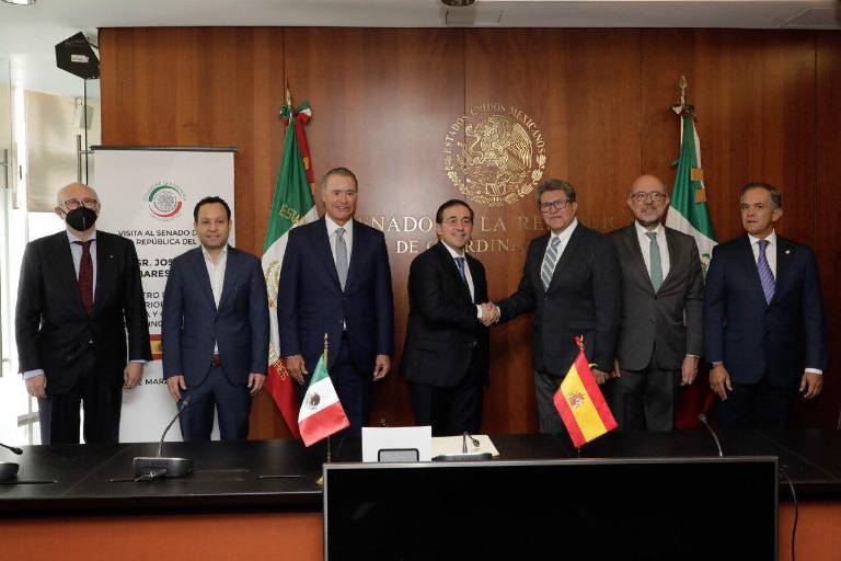 Quirino se estrena como Embajador durante reunión de Ministro español con senadores