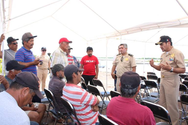 Capitanía de Puerto sugiere a pescadores de Escuinapa tener medidas de seguridad, y documentos, antes de salir a pescar