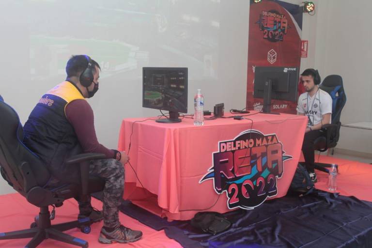 Glutonny y Maister lideran sus grupos en el Torneo de Super Smash Bros Ultimate Delfino Maza Reta 2022