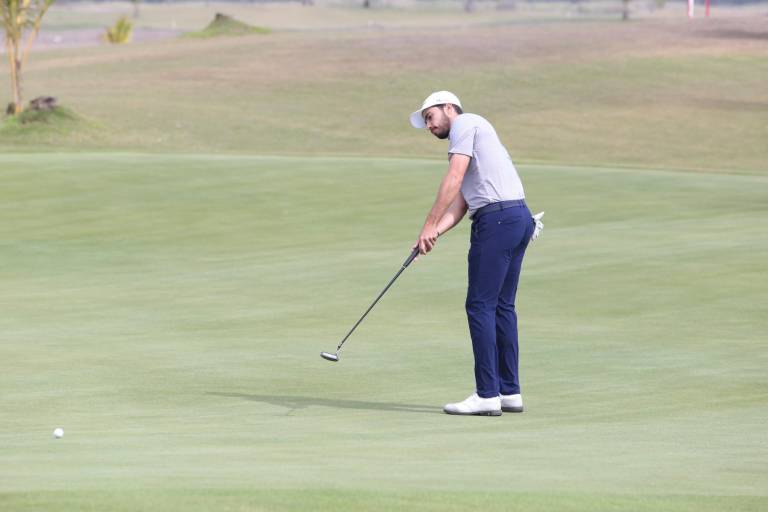 Álvaro Ortiz es el campeón del Abierto Mexicano de Golf de Mazatlán
