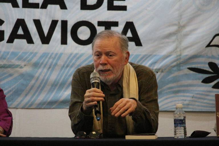 ‘Alegoría de las palpitaciones’ es un libro triunfador, asegura Agustín Velázquez Soto