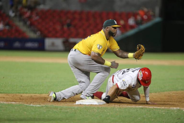 Cañeros silencia a la ofensiva de Venados de Mazatlán