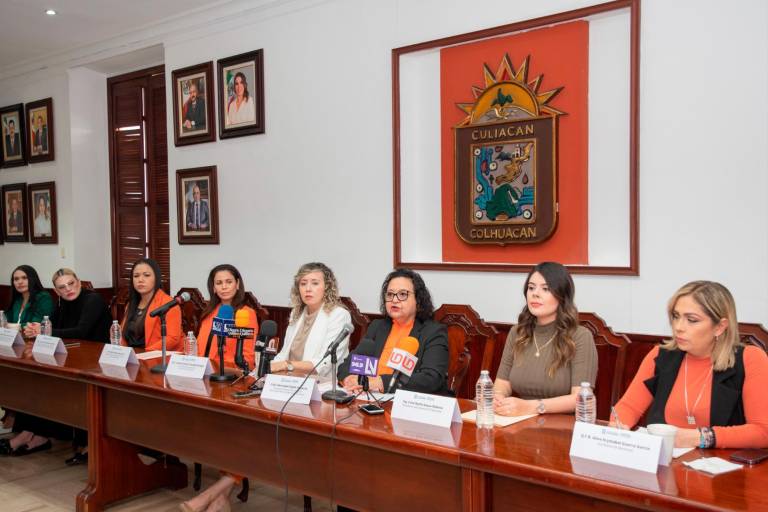 Presentan agenda de programa 16 días de Activismo contra la Violencia de Género en Culiacán