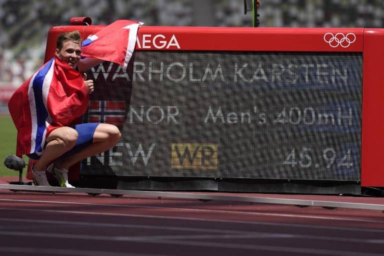 Karsten Warholm destroza récord mundial de 400 metros con vallas