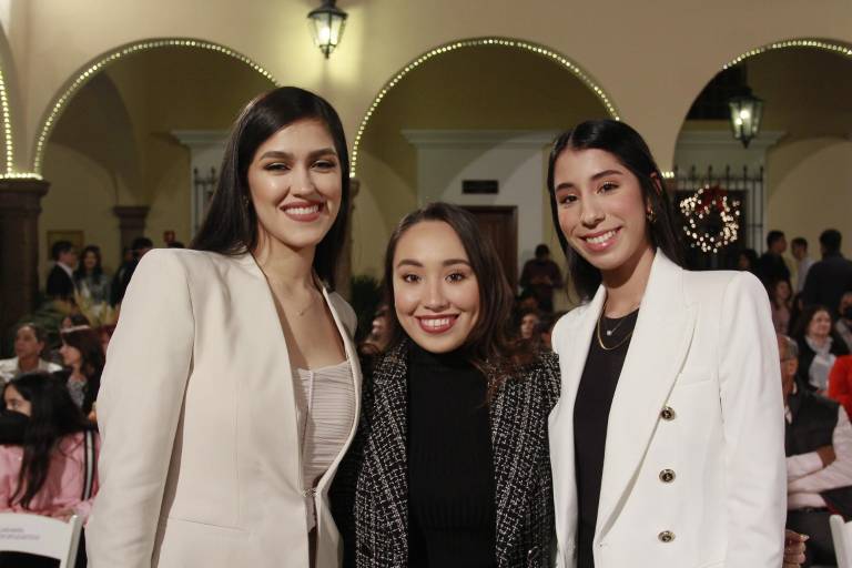 Reconoce la Escuela Libre de Derecho de Sinaloa a sus mejores estudiantes