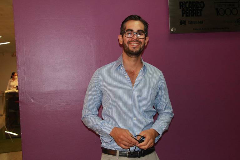 Carlos Ruiz brinda conferencia magistral para el sector empresarial