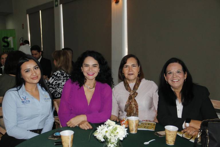 Presenta AMPI Sección Culiacán al nuevo consejo directivo 2024