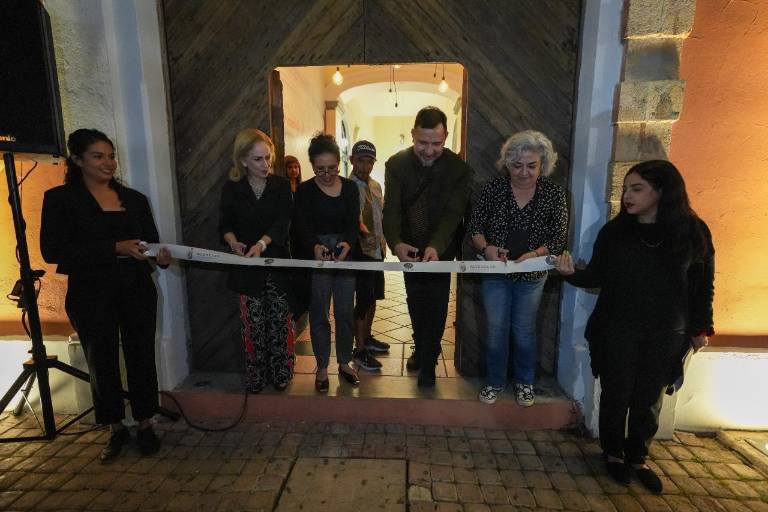 Inauguran ‘Maderas labradas’ de Cecilia Sánchez Duarte, en Galería Rubio