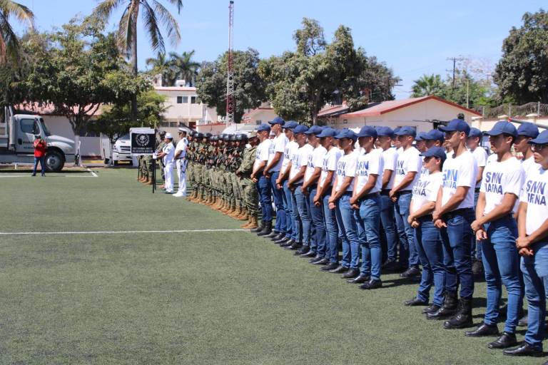 Realiza Marina Toma de Protesta de Bandera para Marineros del SMN