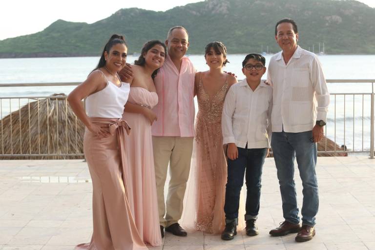 ¡Bienvenida, Elisa, a los 15 años!