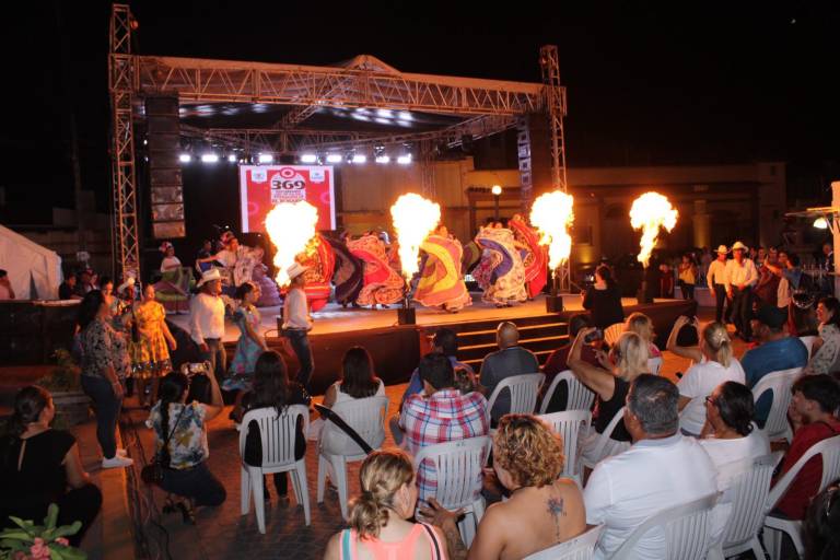 Celebran los 369 años de fundación de El Rosario con fiesta popular