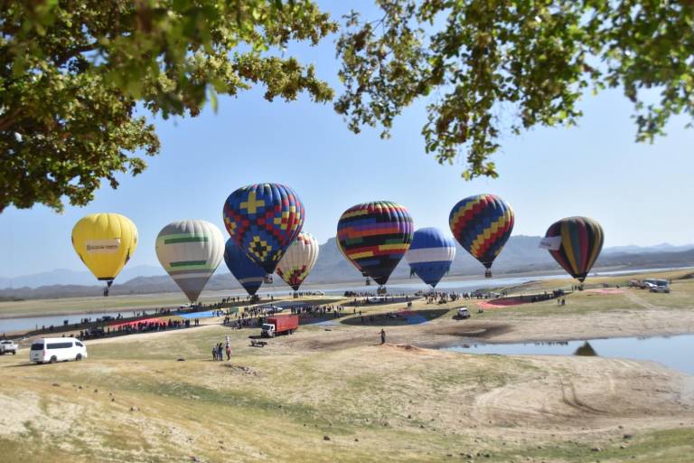 Disfrutan de un paseo por las nubes, música y mucha diversión en Narnia