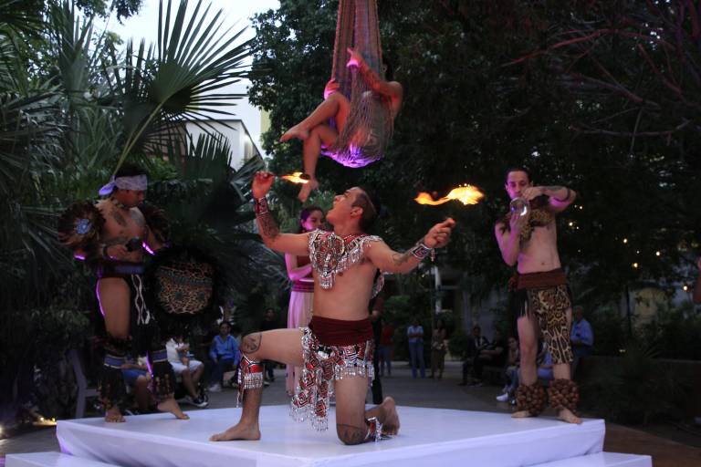 Clientes de Cimaco Culiacán asisten a la pasarela ‘Ceiba Summer Trends’