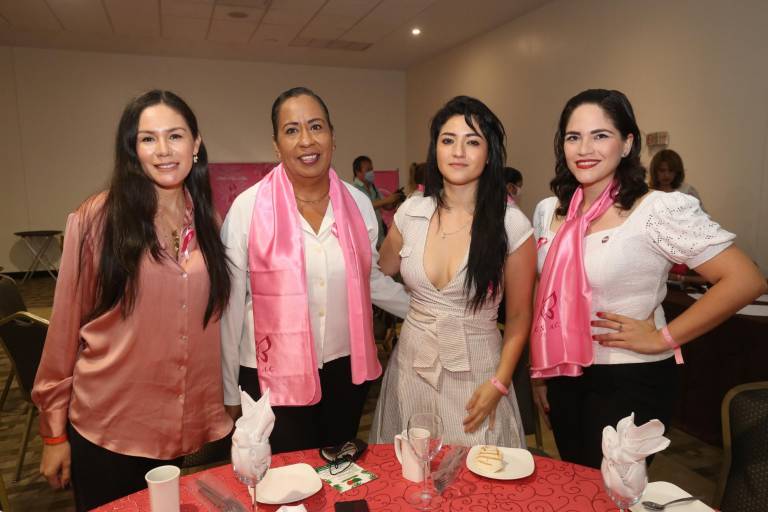 Exhortan a mujeres a checarse contra el cáncer de mama