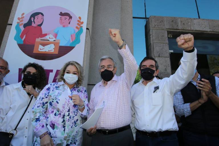 No estoy enterado de lo que hace Mario Zamora: Rubén Rocha Moya