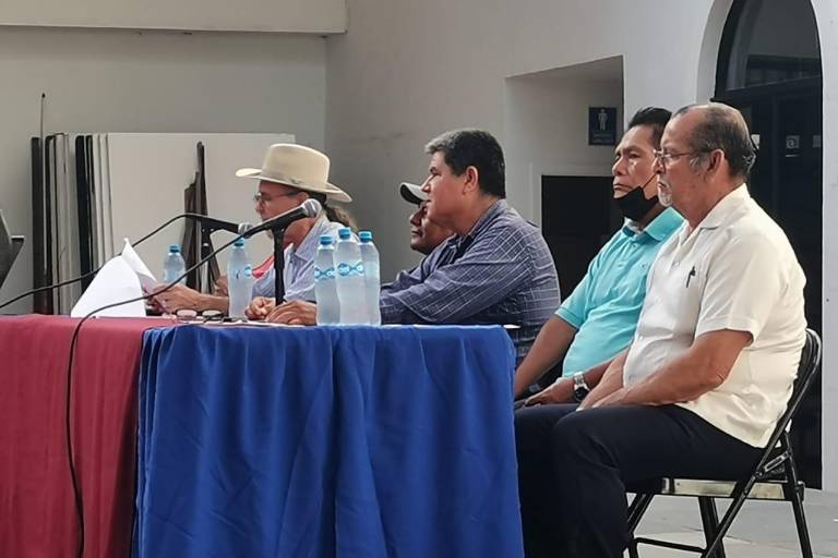 Destacan la importancia de preservar los pueblos originarios