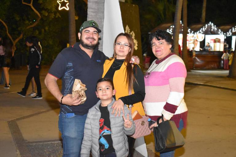 Despiden las noches más brillantes del Jardín Botánico de Culiacán