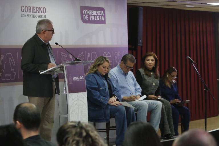 Transición a IMSS Bienestar ha provocado desabasto en medicamento en Sinaloa: Rocha Moya