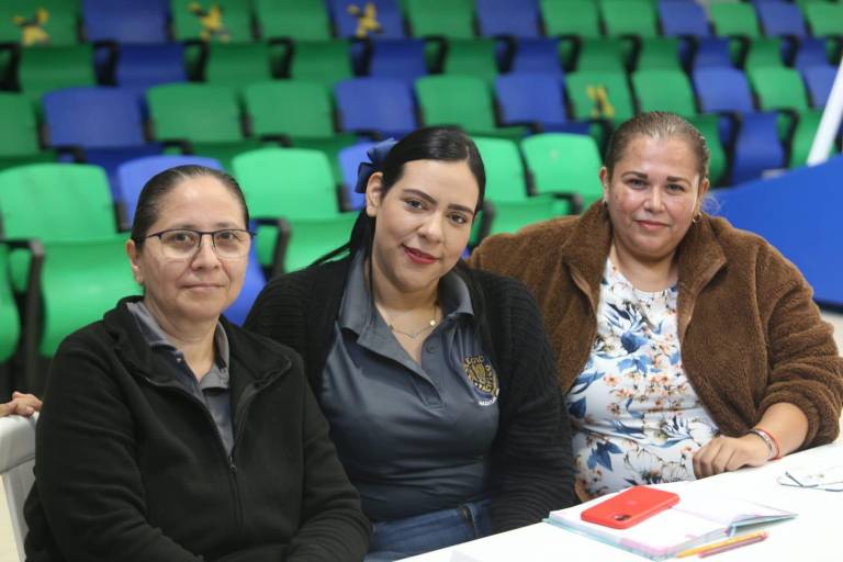 Profesores de la SEPyC participan en taller de sensibilidad