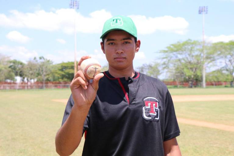 Eddy Félix, lanzador de Venados de Mazatlán, es firmado por Tigres de Detroit