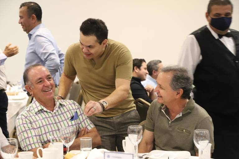 El empresario Amado Guzmán Reynaud expone las carencias de Mazatlán