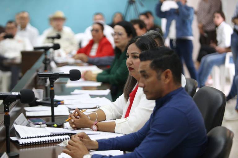 Aprueban facultar a directores del Ayuntamiento de Mazatlán para certificar documentos