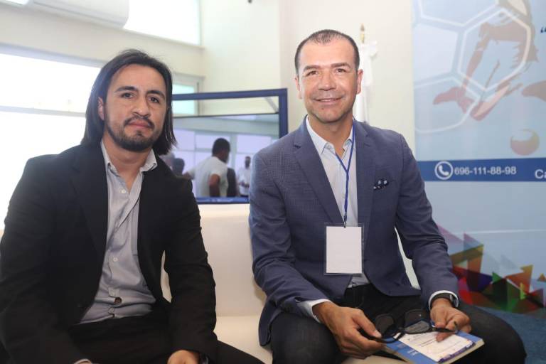 Jared Borgetti y Christian López destacan las cualidades del físico y mentalidad del futbolista sinaloense