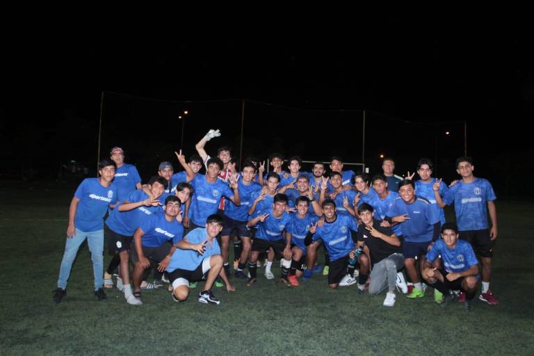 D’portenis se proclama campeón de la Liga Juvenil C