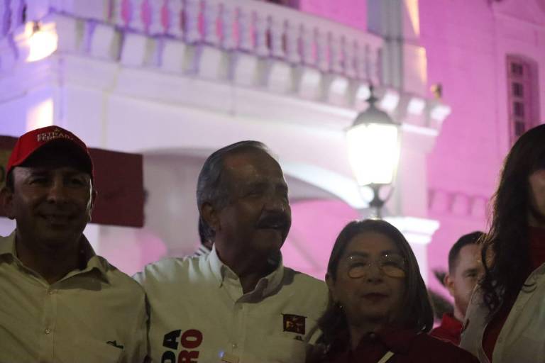 Arranca Estrada Ferreiro campaña al Senado; procesos legales no afectarán, dice