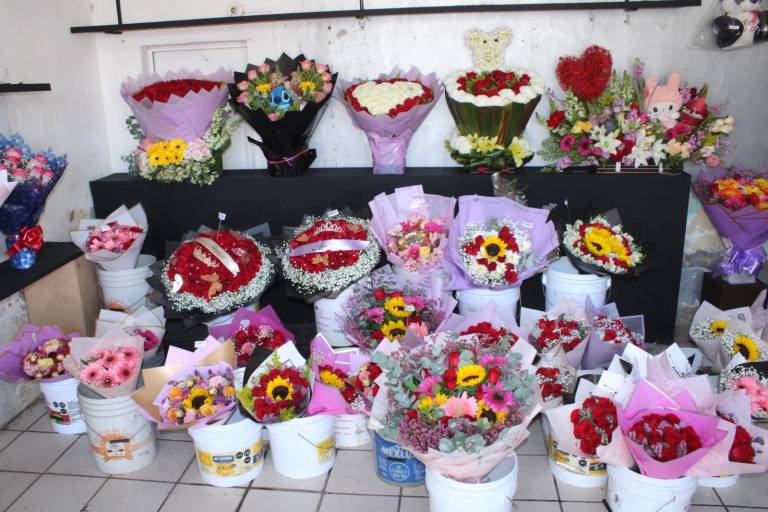 Prevén floristas en Rosario bajas ventas por el Día de San Valentín