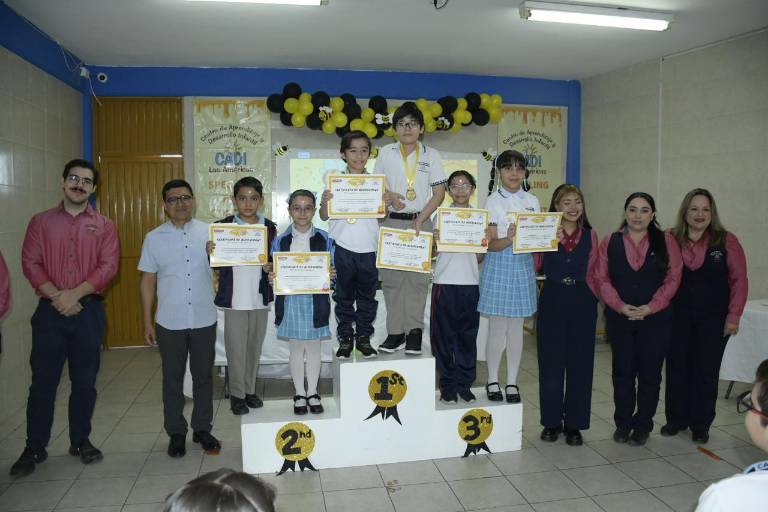 Demuestran su dominio del inglés en concurso ‘Spelling Bee’, en Cadi Las Américas
