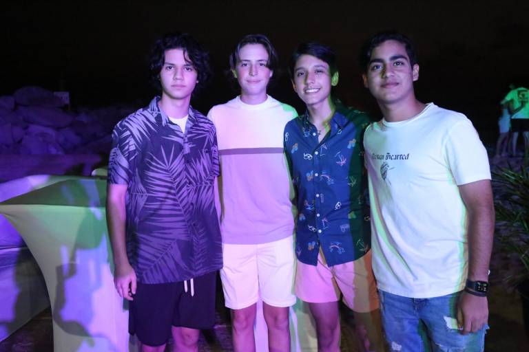 Protagoniza Andrea Medina Rice inolvidable fiesta de 15 años