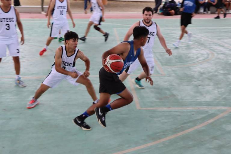 Upsin domina en arranque de Encuentro Regional Deportivo de Universidades del Subsistema Tecnológico