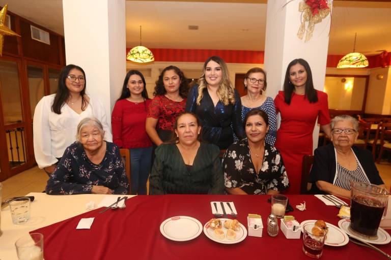 María José Hernández, a unos pasos del altar