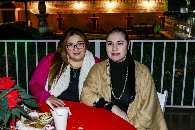 Con piñatas, rifas y música realiza su posada el Instituto de Neurociencias y Educación de Sinaloa