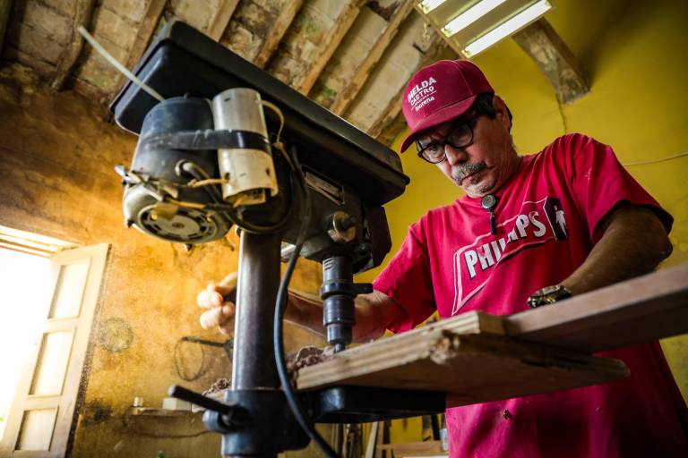 Una vida trabajando la madera, Evaristo y su amor a la carpintería