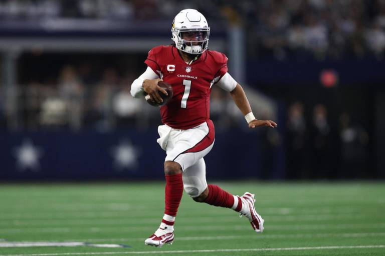 Contrato de 230 millones con Cardenales obliga a Kyler Murray a estudiar oponentes