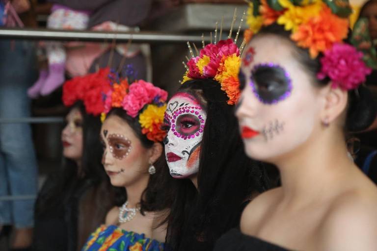 Celebrarán el Día de Muertos con ofrendas y recorridos este jueves
