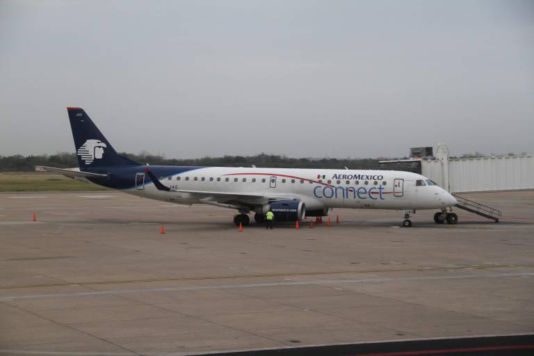 Profeco exhorta a Aeroméxico a eliminar “cargo abusivo” por seguro de viaje