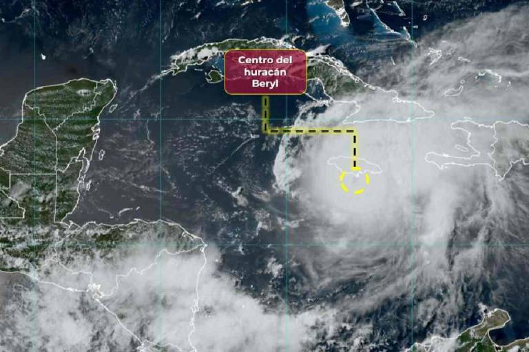 Huracán Beryl: desalojan a pobladores, instalan albergues y cancelan clases en Quintana Roo, Campeche y Yucatán