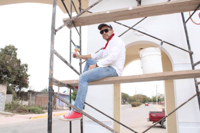 Sergio Manuel y su largo recorrido que lo llevó a descubrir que era un talentoso pintor y artista