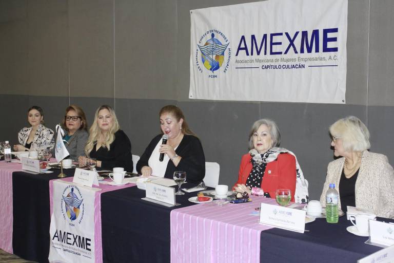 Integrantes de AMEXME Culiacán comparten sus experiencias