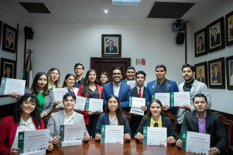 Finalizan primera edición del Cabildo Juvenil en Culiacán