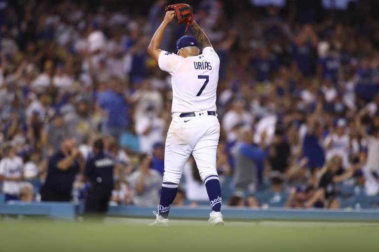 ¡Para ponerse de pie! Julio Urías llega a 17 victorias en la campaña