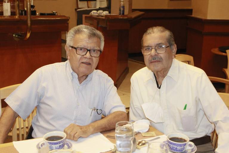 La Confraternidad Prevoriana celebra entre amigos